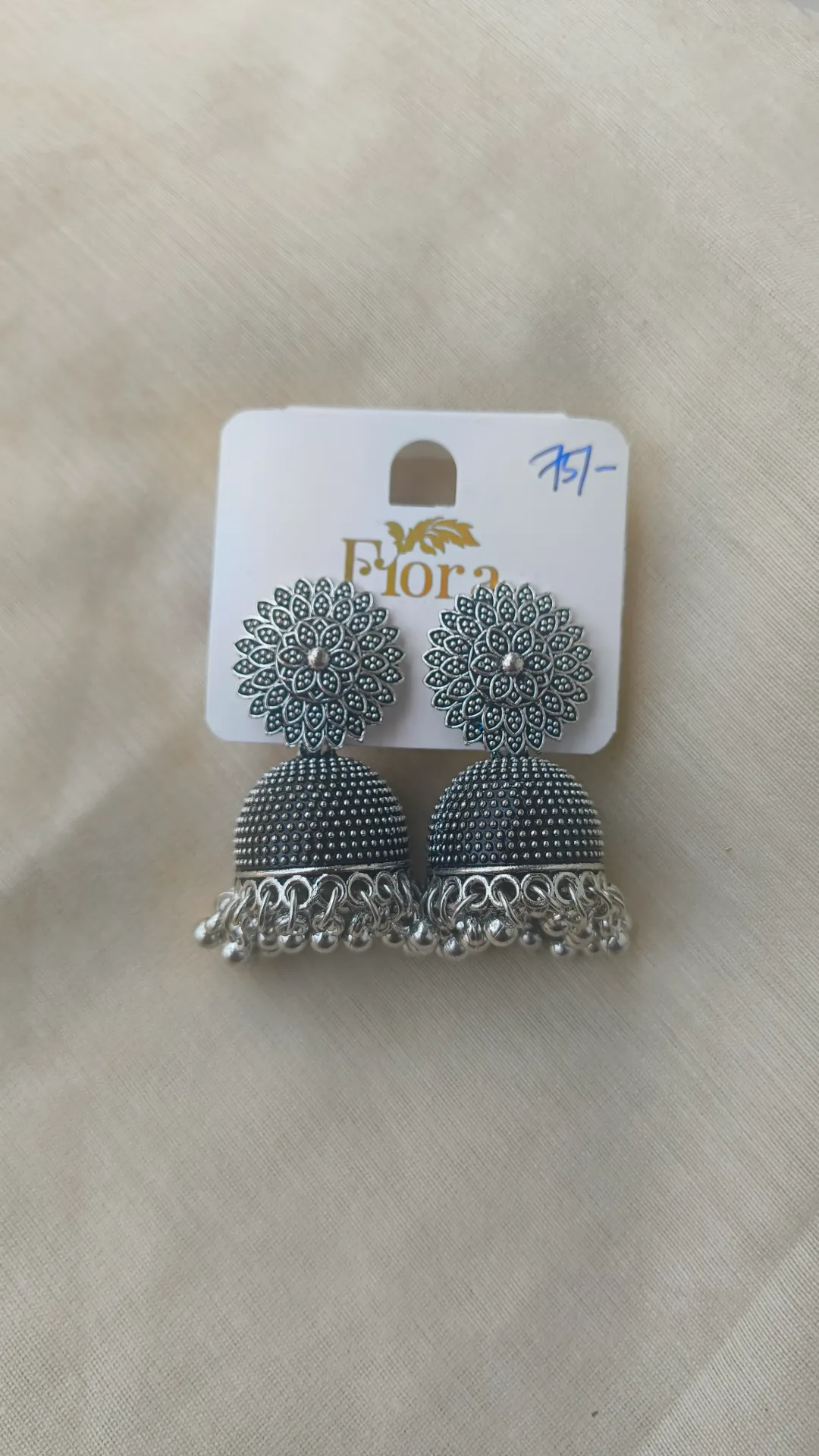 [SKU-042] Silver Jhumka Elegant