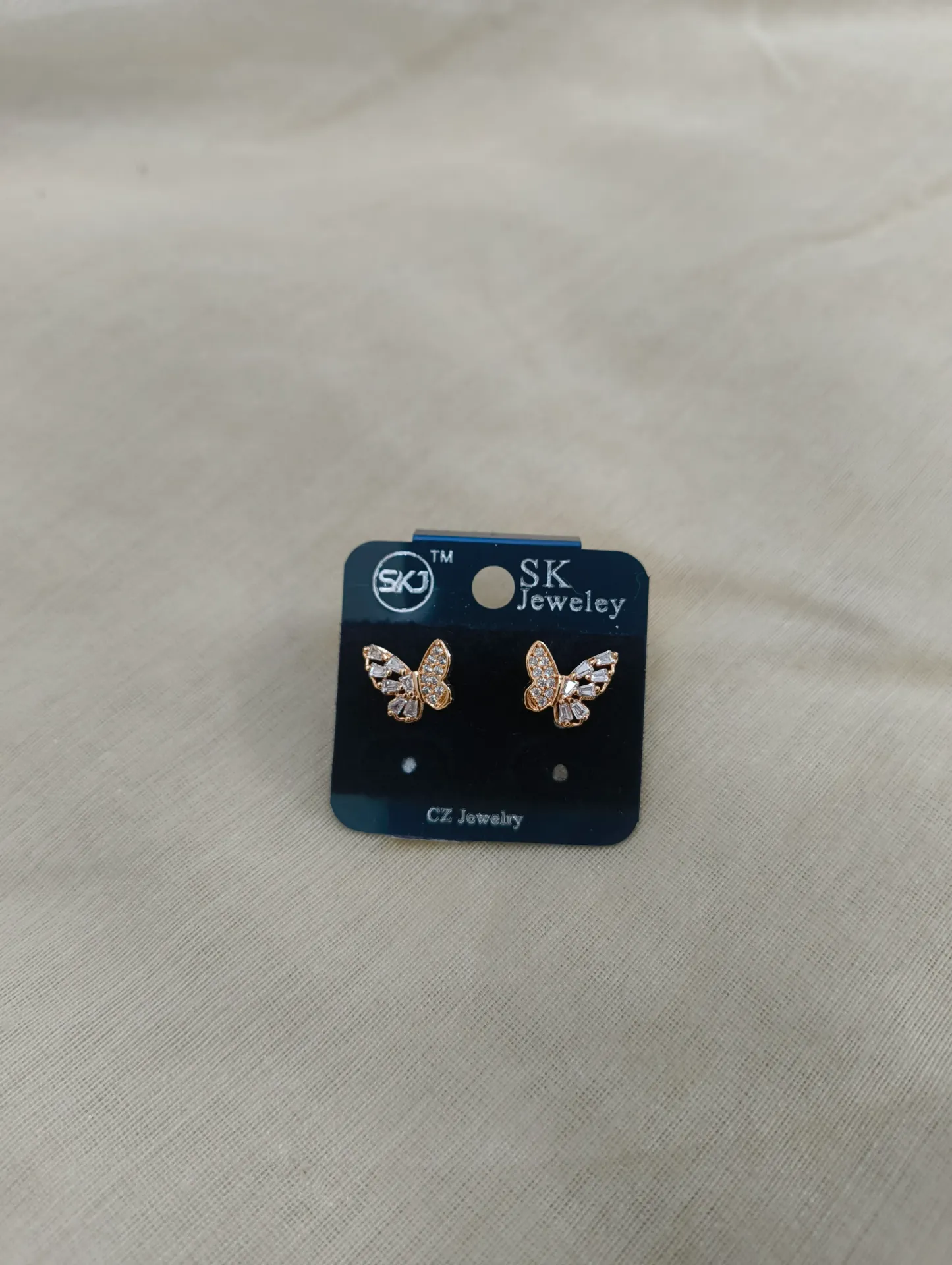 [SKU-075] Butterfly Stud [SKU-075]